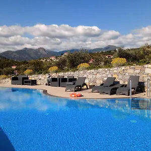 Leccino Con Piscina - Riva Trigoso Apartment